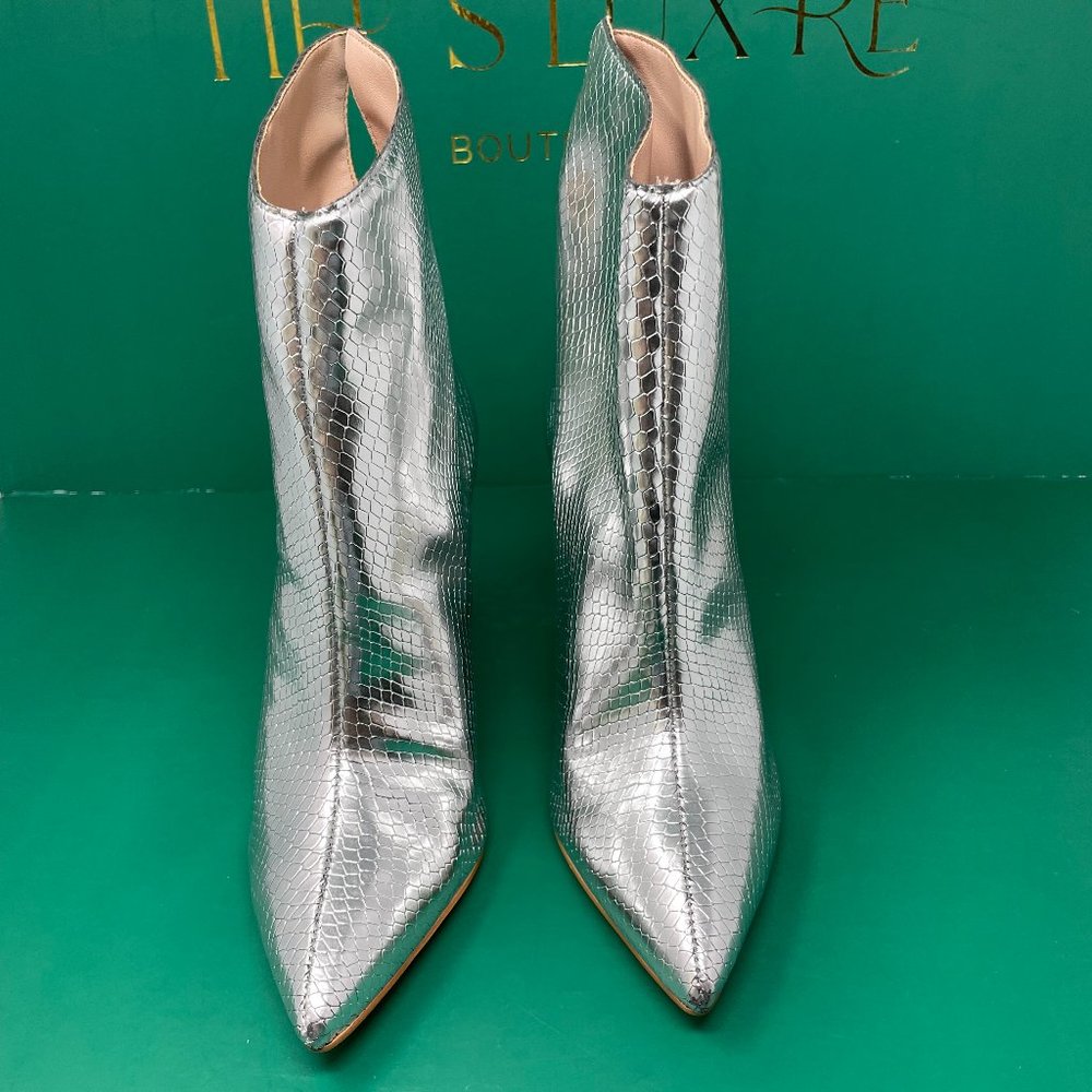 AQUA Hendrix Bootie - Silver Croc